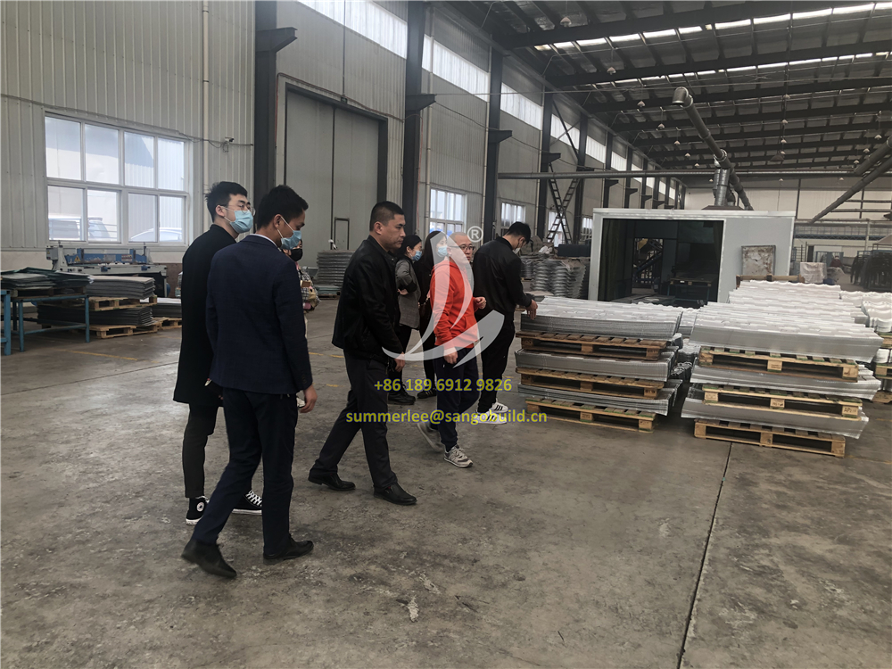 San-gobuild organized Staff Training and technical communication on stone coated metal roof tiles recently in Tianjin factory.