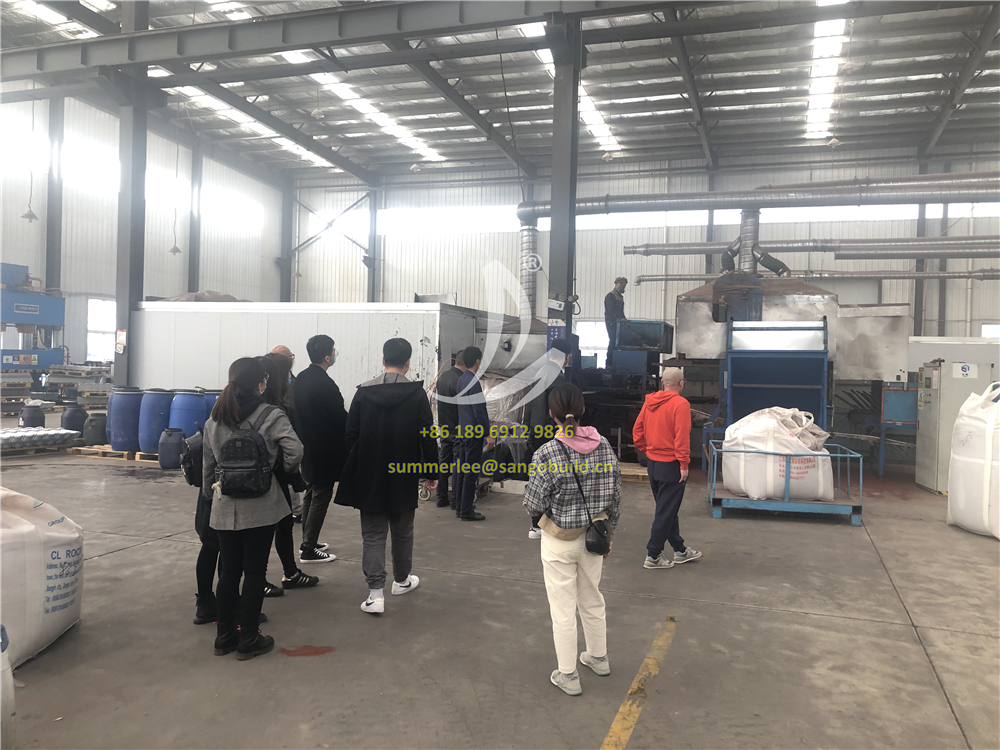 San-gobuild organized Staff Training and technical communication on stone coated metal roof tiles recently in Tianjin factory.