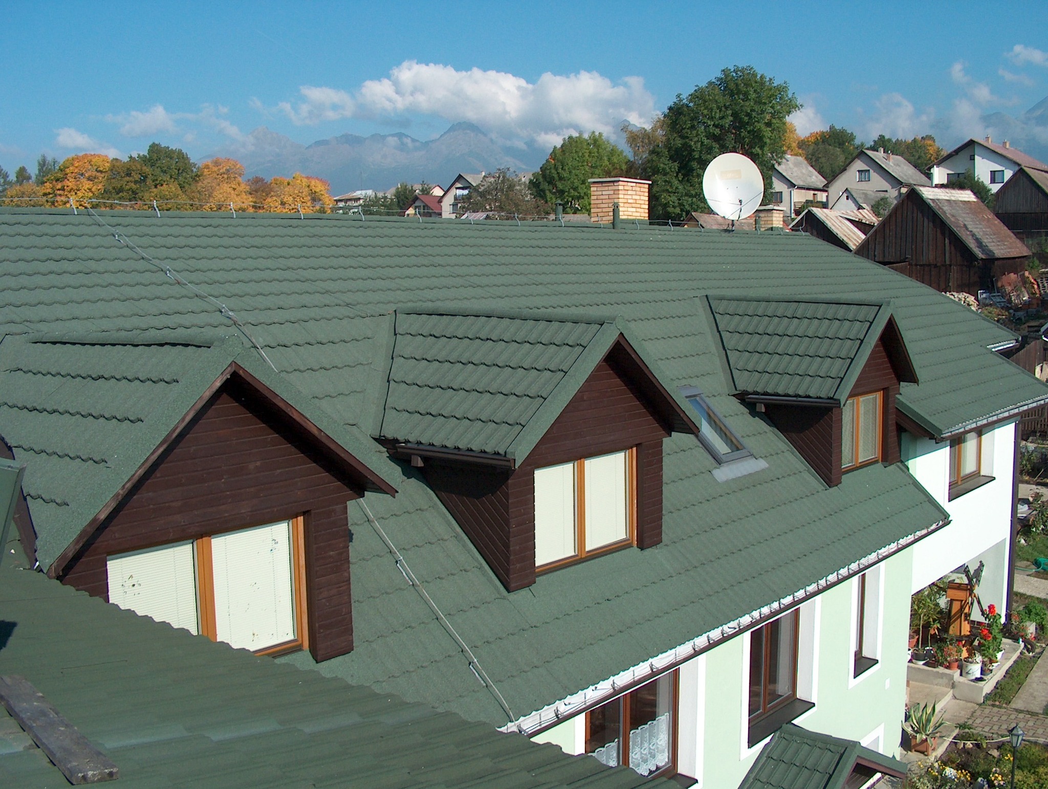 Stone Coated Metal Roof Tiles: Surging Popularity in the Indian Market